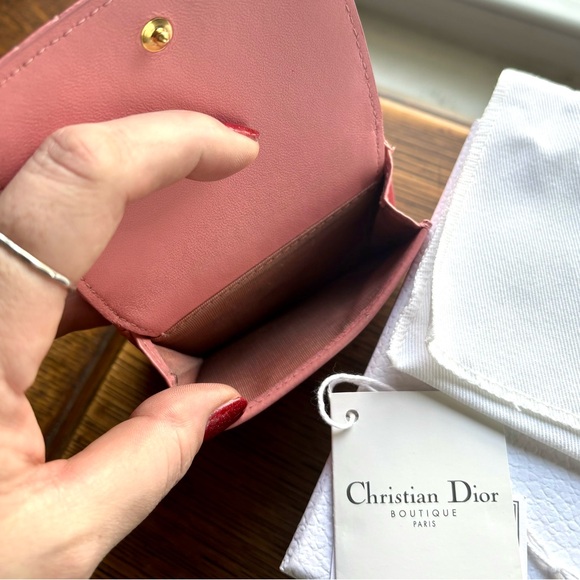 Dior Caro Cannage Wallet EUC - Picture 5 of 5